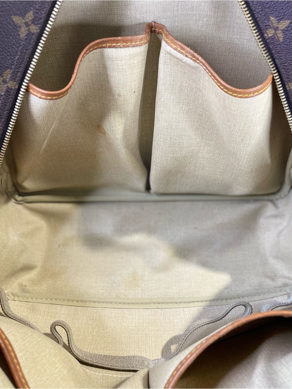 Louis Vuitton Deauville Bowling Vanity Bag - Picture 12 of 13